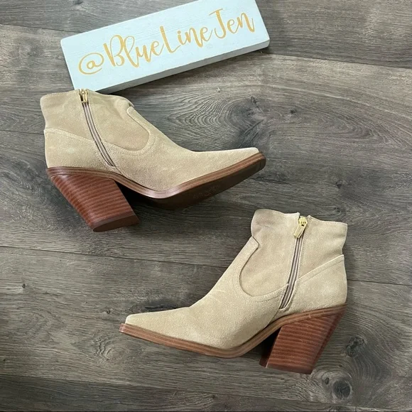 Vince Camuto Amtinda Suede Square Toe Booties NWOT - Picture 3 of 8